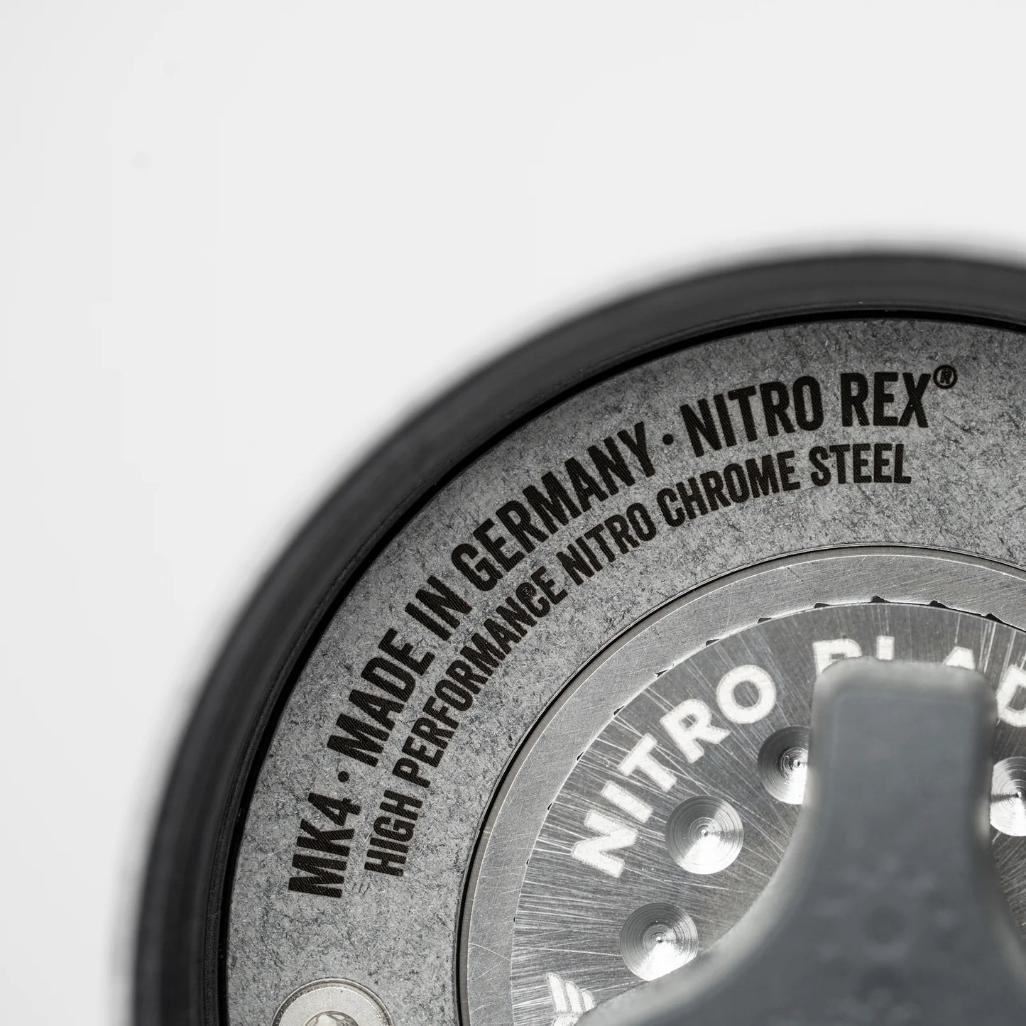 Comandante C40 LAB Series Nitro Blade